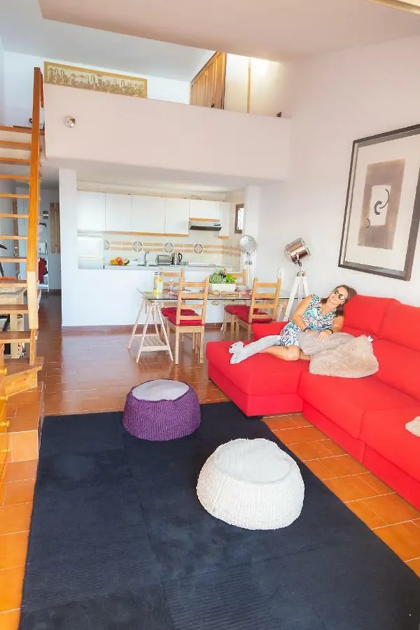 Apartamento Dúplex coqueto en el Puerto deportivo de Radazul España